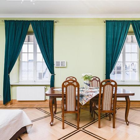 Apartamenty W Palacu Pod Baranami 크라쿠프 외부 사진