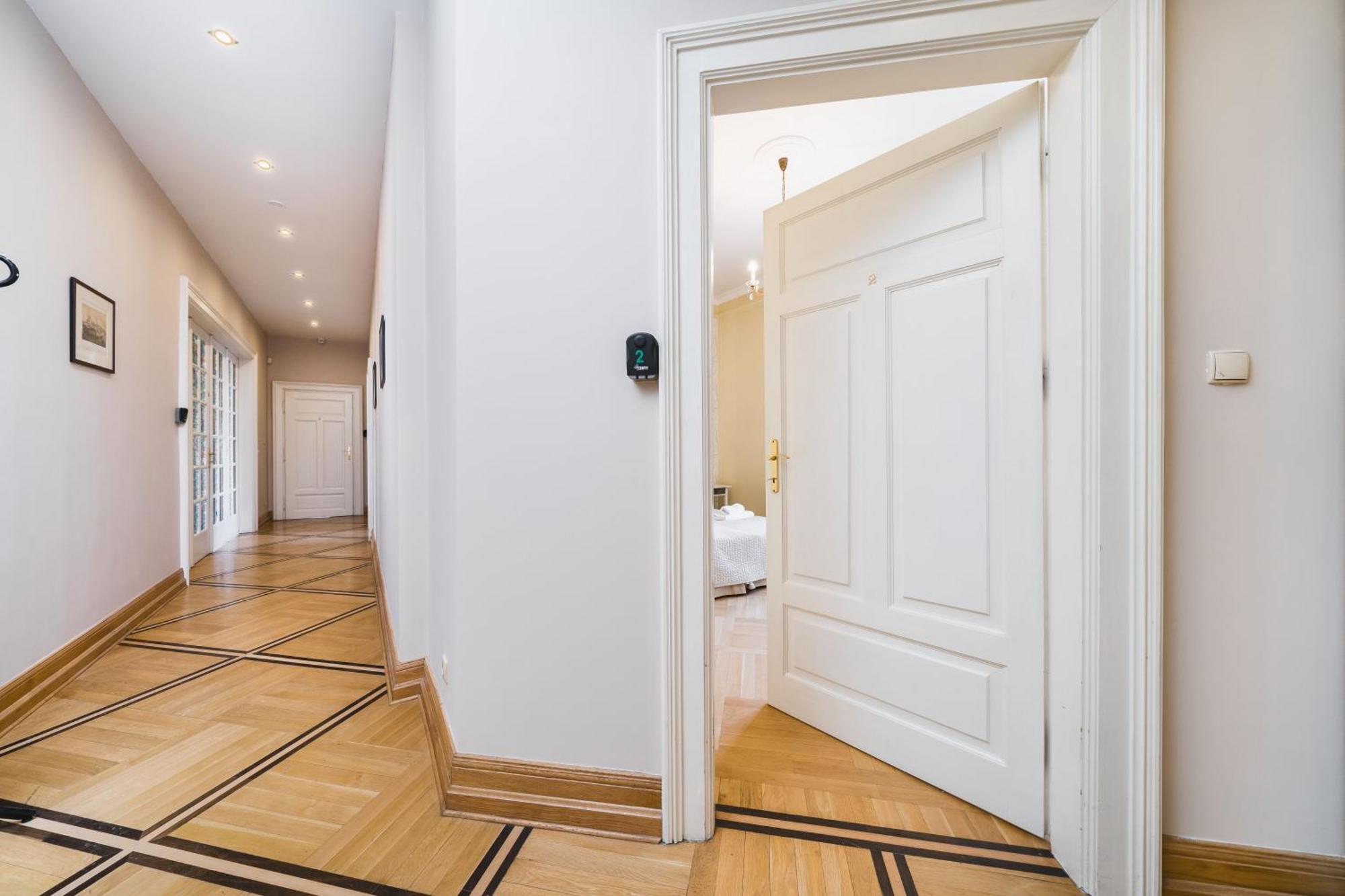 Apartamenty W Palacu Pod Baranami 크라쿠프 외부 사진