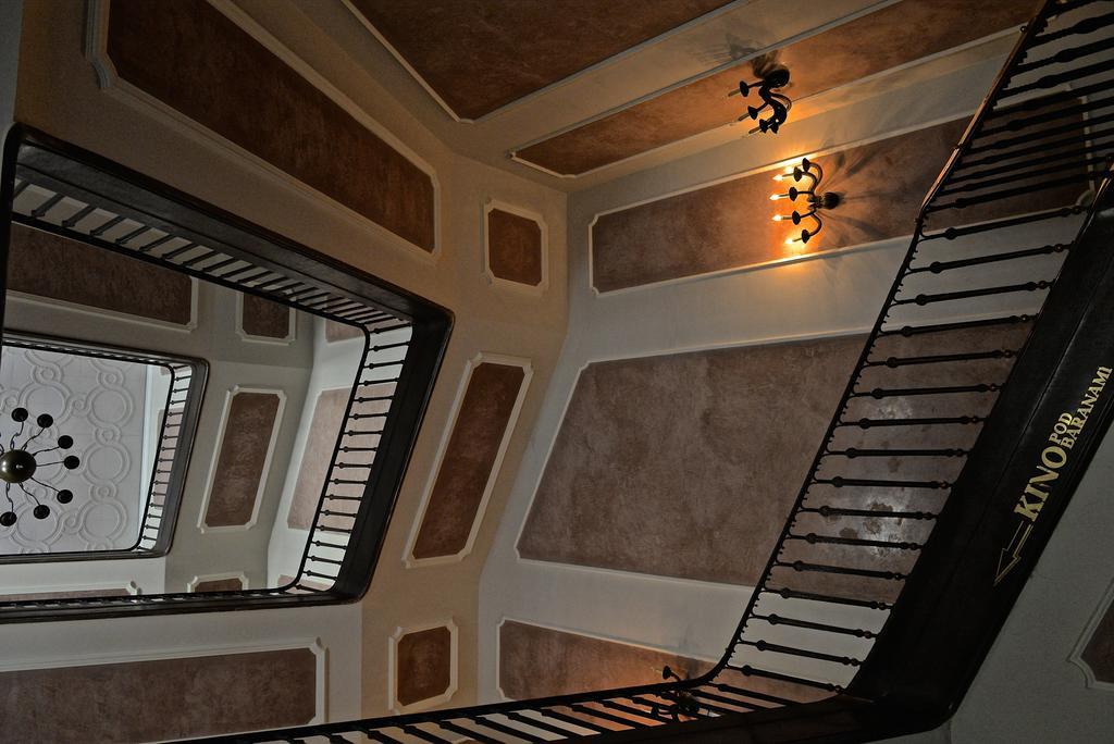Apartamenty W Palacu Pod Baranami 크라쿠프 외부 사진